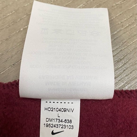 Nike Funnel Neck Pullover Women’s Size Large Burgundy & Gold Light Hoodie - Picture 11 of 11